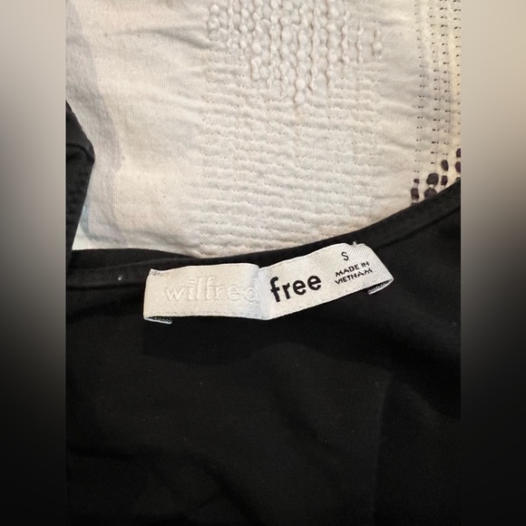 V neck bodysuit! - Picture 2 of 2